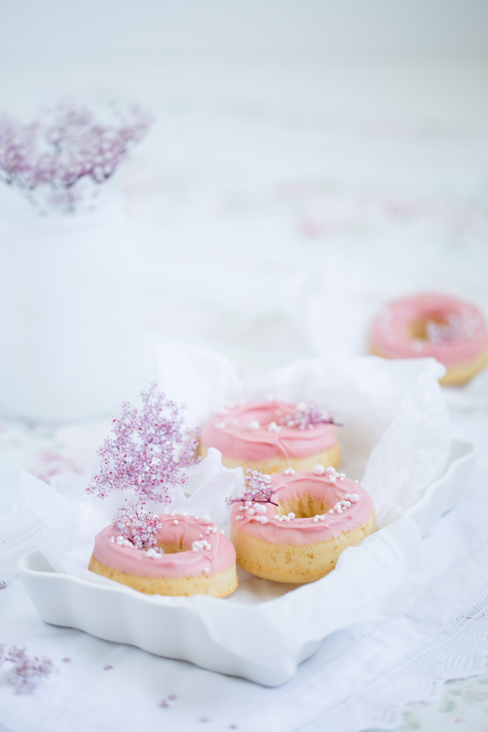 Rosa Holunder Donuts